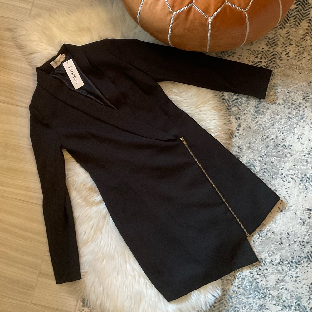 New with Tags Lioness Size XS Tuxedo Dress